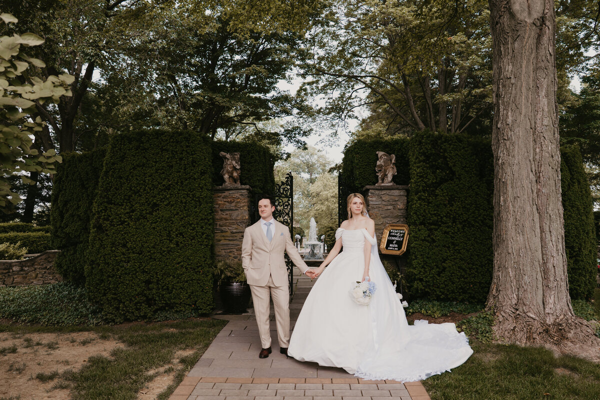 Drumore Estate Bride gate