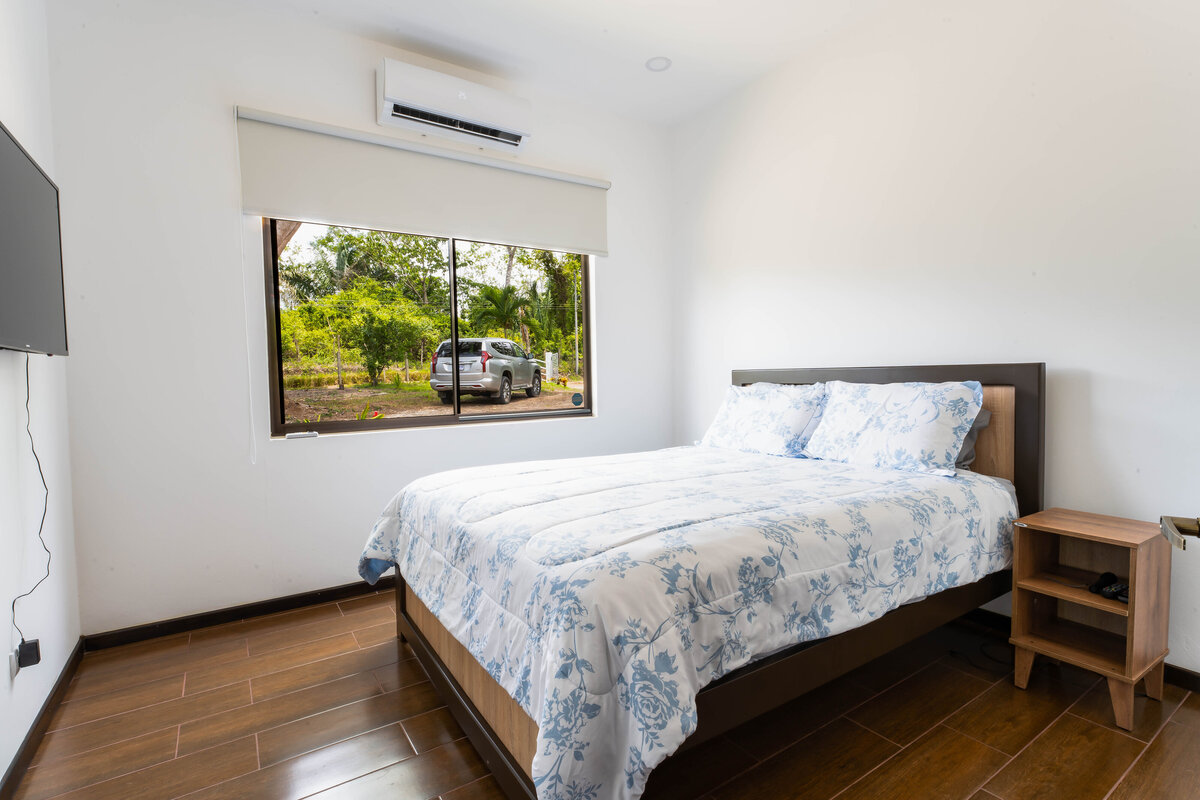 Bedroom 2 (2)