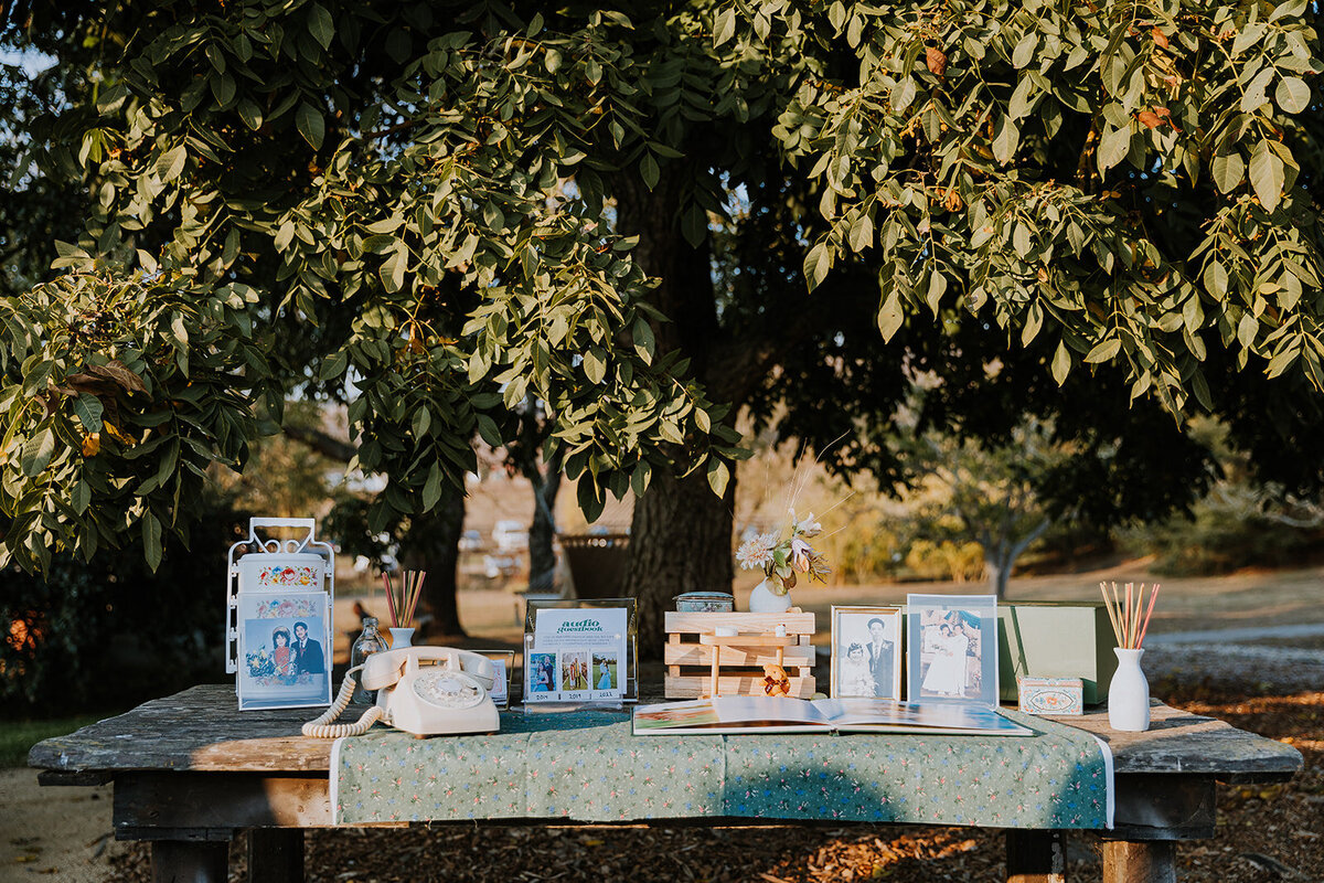 HeyHoneyPhoto_AI_W-1208