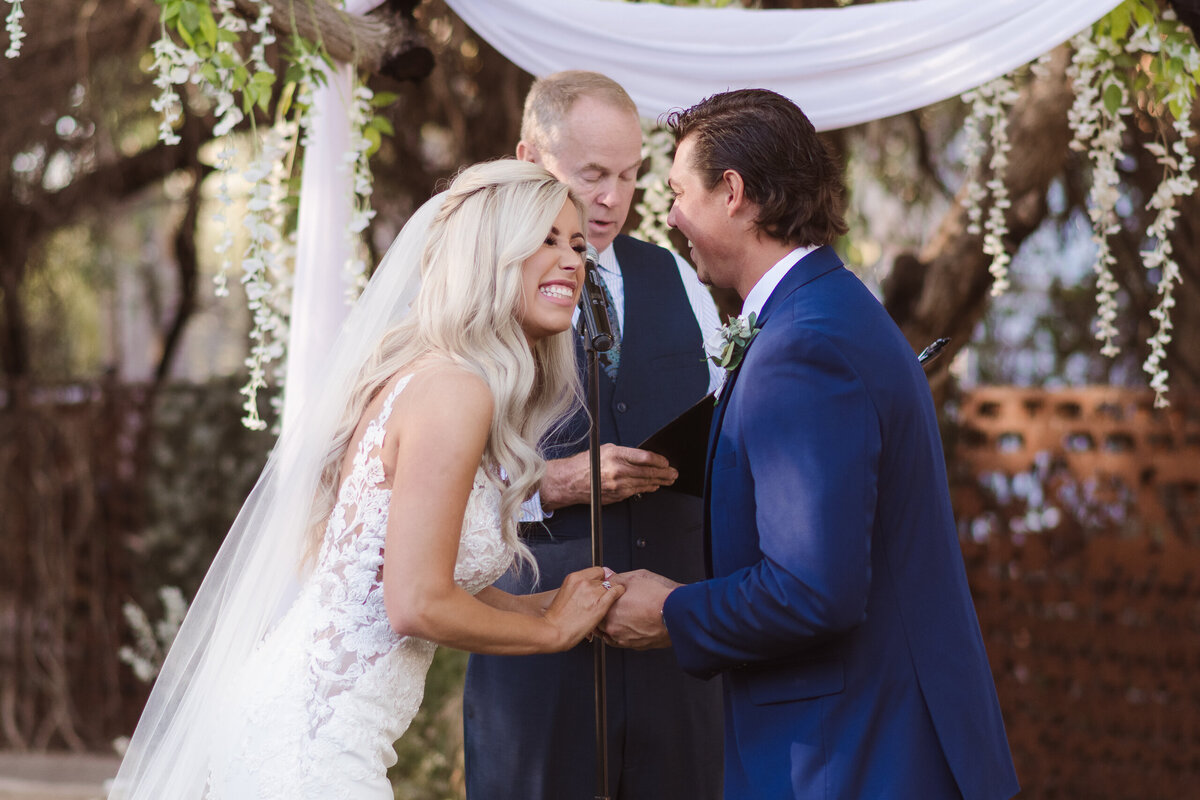 golden-hour-outdoor-wedding-by-suess-moments-nj-photographer--7359