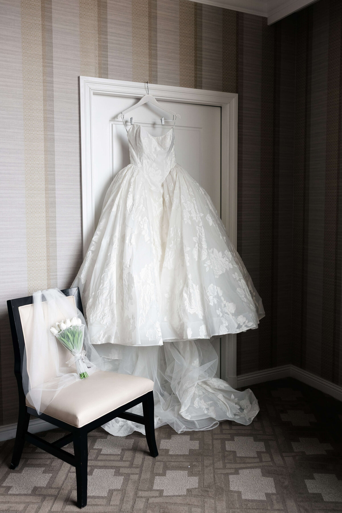 38_riskyexposure_n_las-vegas-elopement-photography-weddings