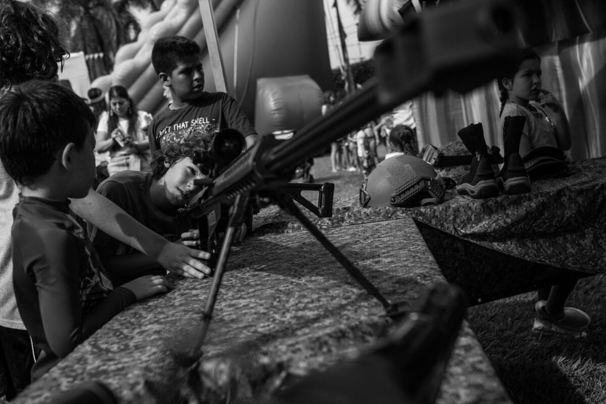 world's-best-family-photographer-kirsten-lewis-colombia015