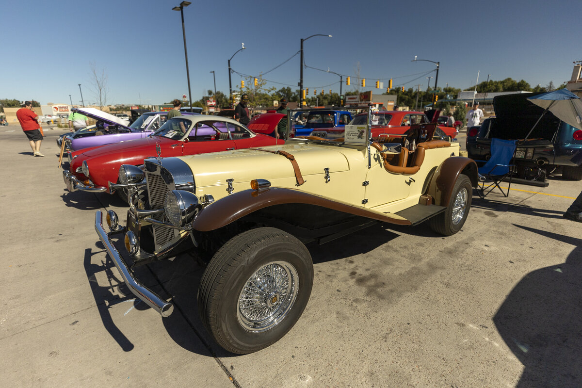 Monster Motors HRG Parry's Pizza Car Show_129