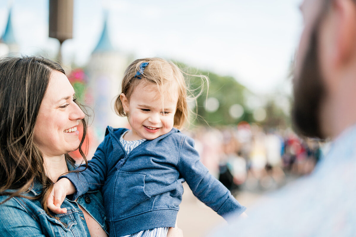 Disney Family Photos092