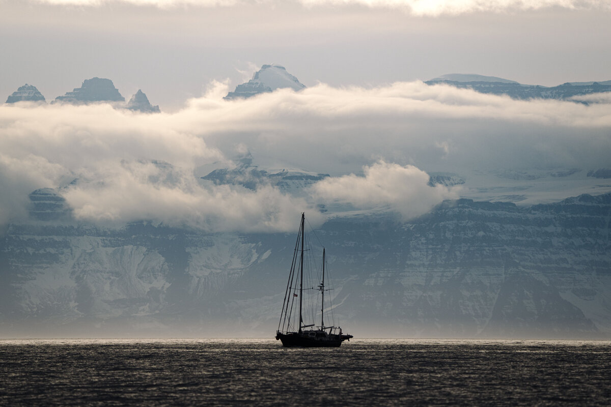 81_greenland sailing_helloemilie