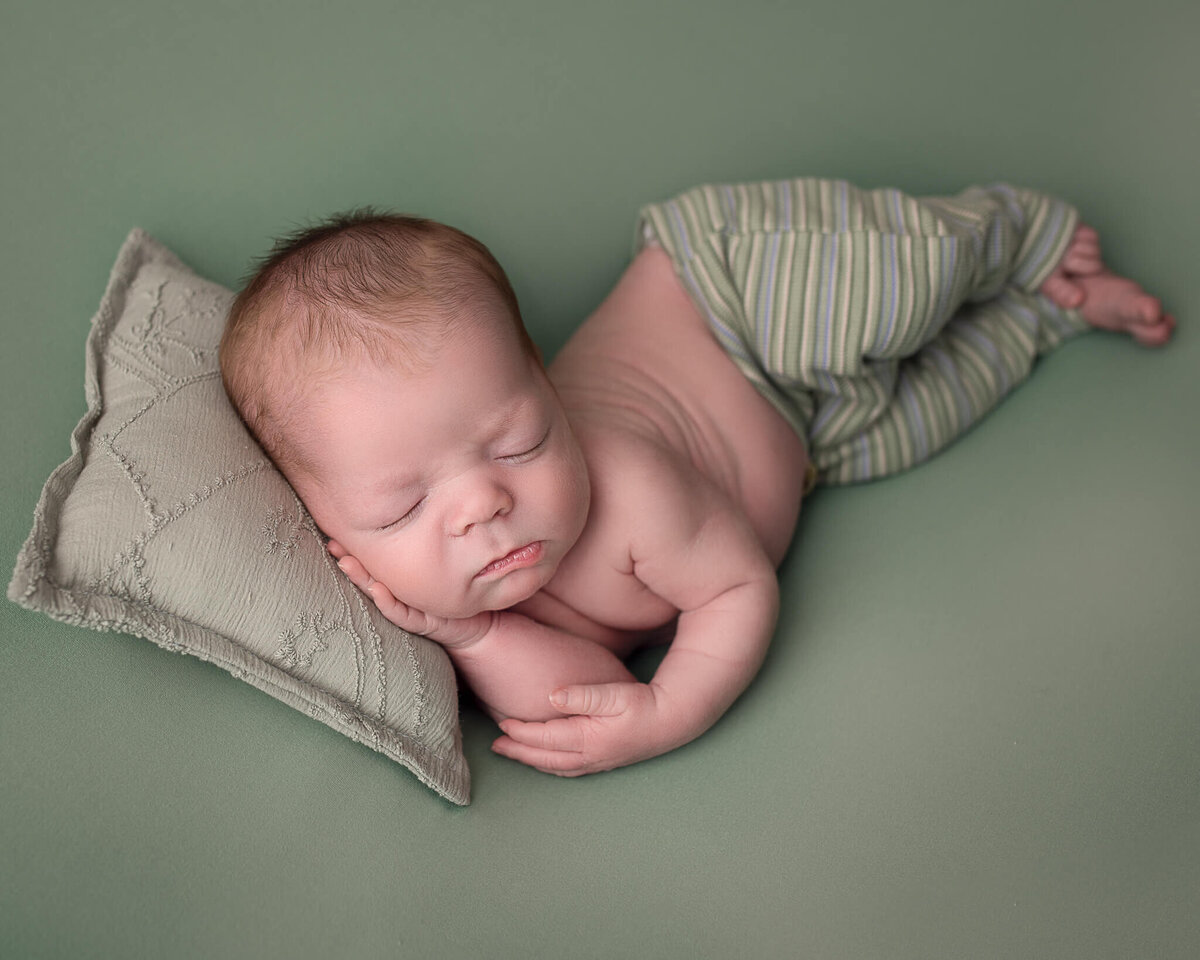 akron-canton-newborn-photographer-kendrahdamis (2 of 2)