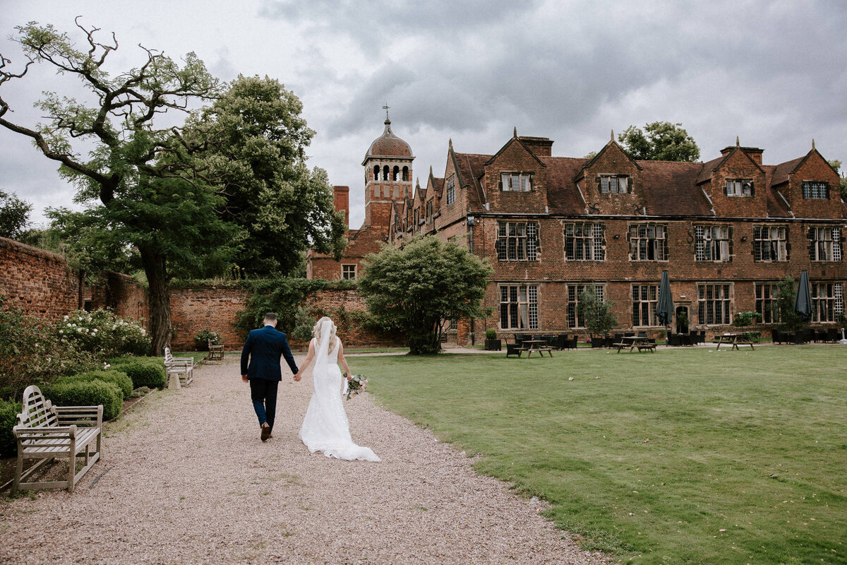 Hayley & Christian - Castle Bromwhich Hall Hotel - DanTomkins Photography-0425