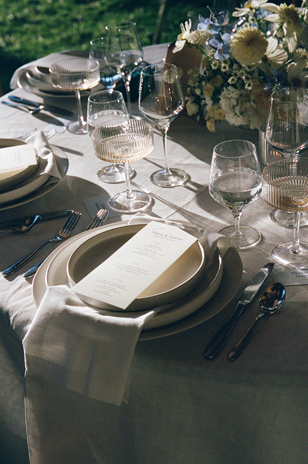 andrew-tiffany-reception-details-olive-and-oath3_websize