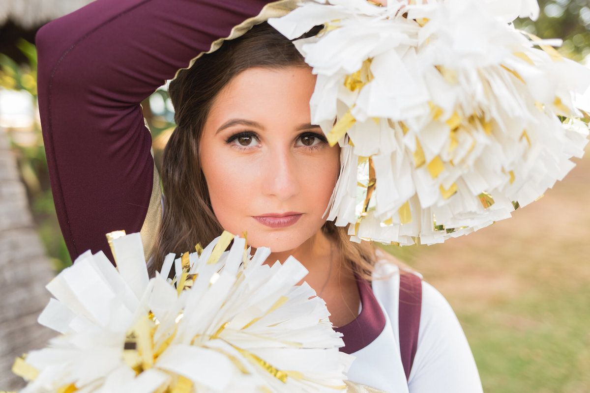 Maui senior portrait photographer for high school seniors