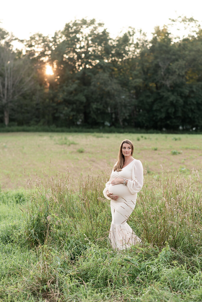 Maternity Summer Session in Simsbury | Sharon Leger Photography, Canton, CT || Connecticut Family and Newborn Photographer-10
