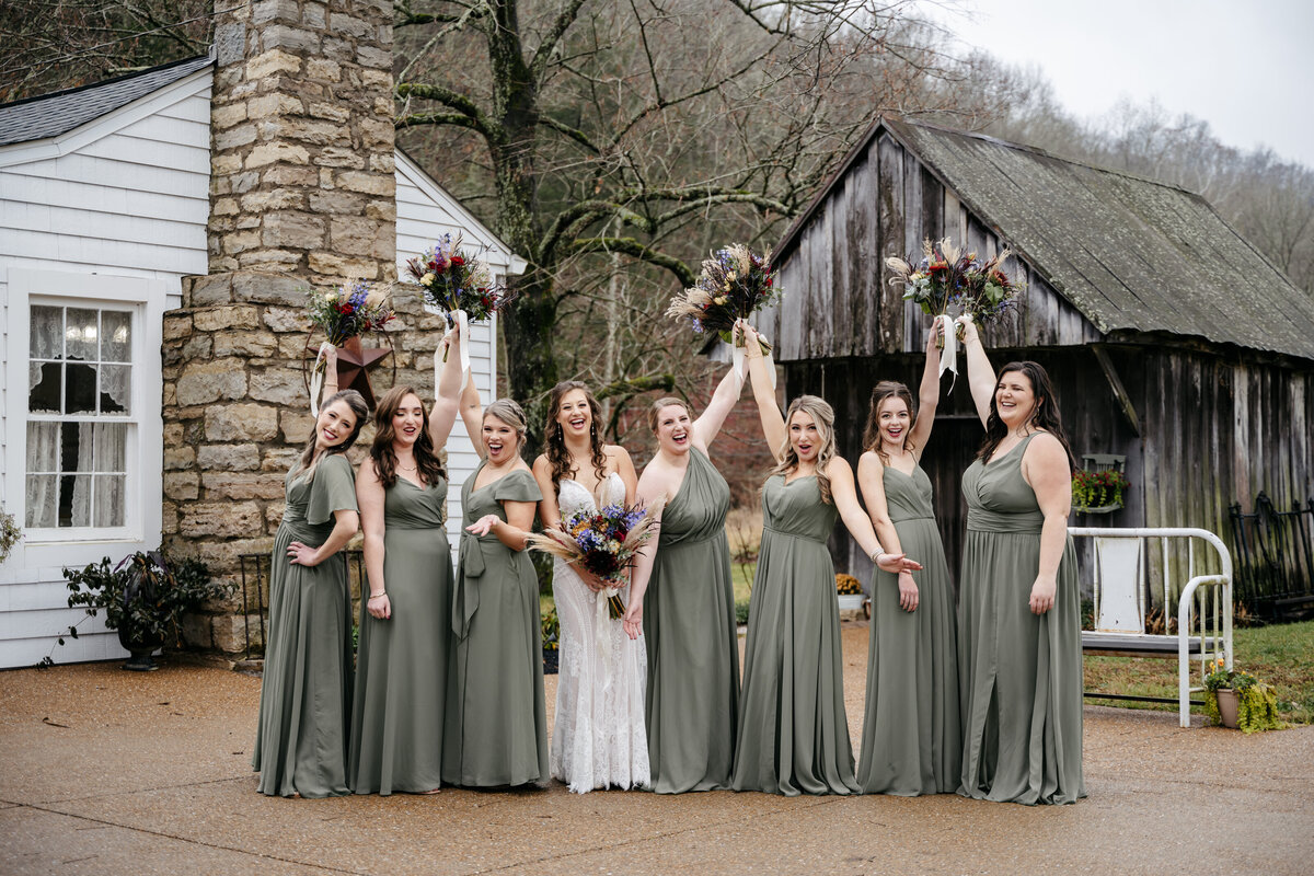High Bridesmailds