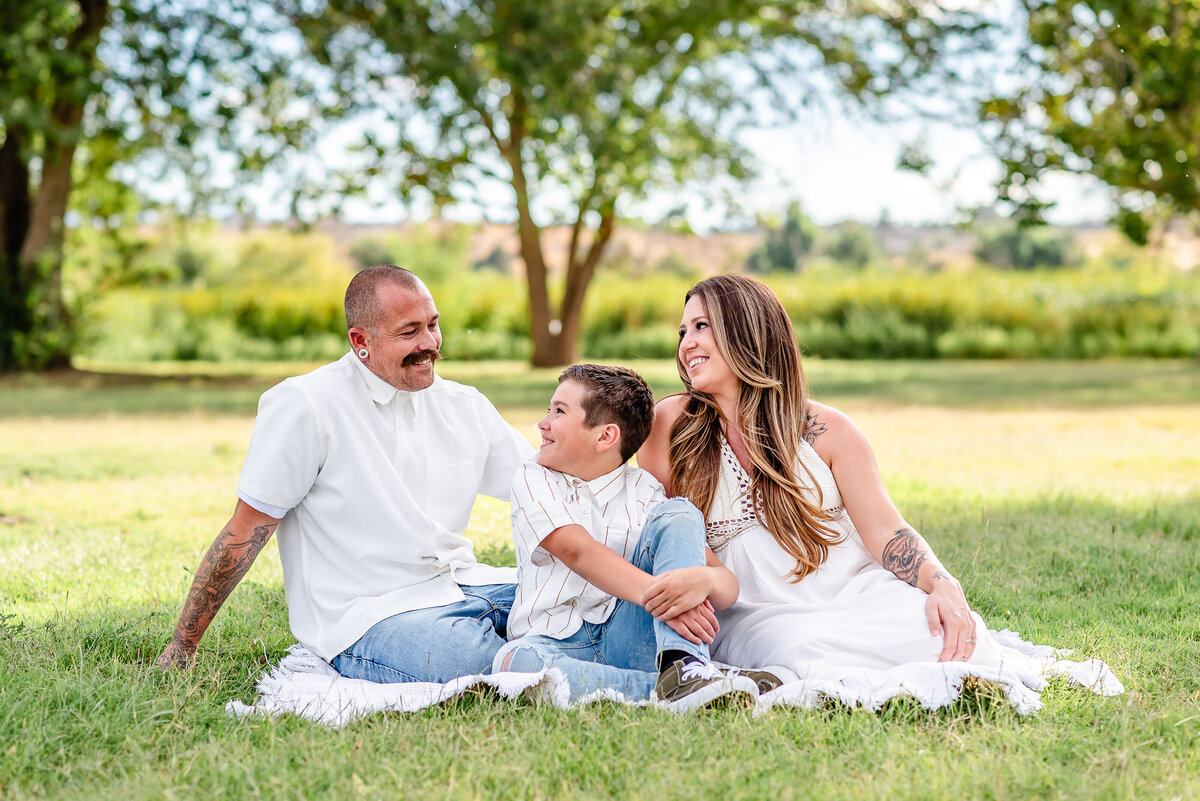 AppleValley-maternity-photographer-7