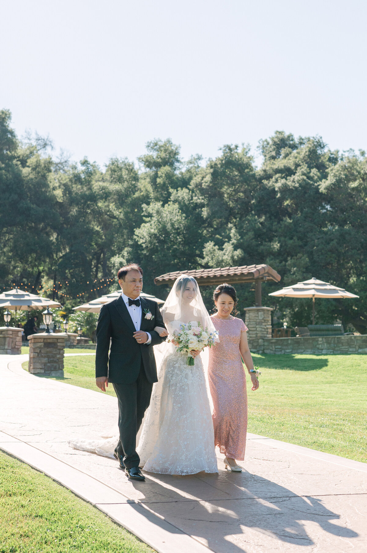 Angie & Brandon Circle Oak Ranch Wedding-Leah Black Photography-466