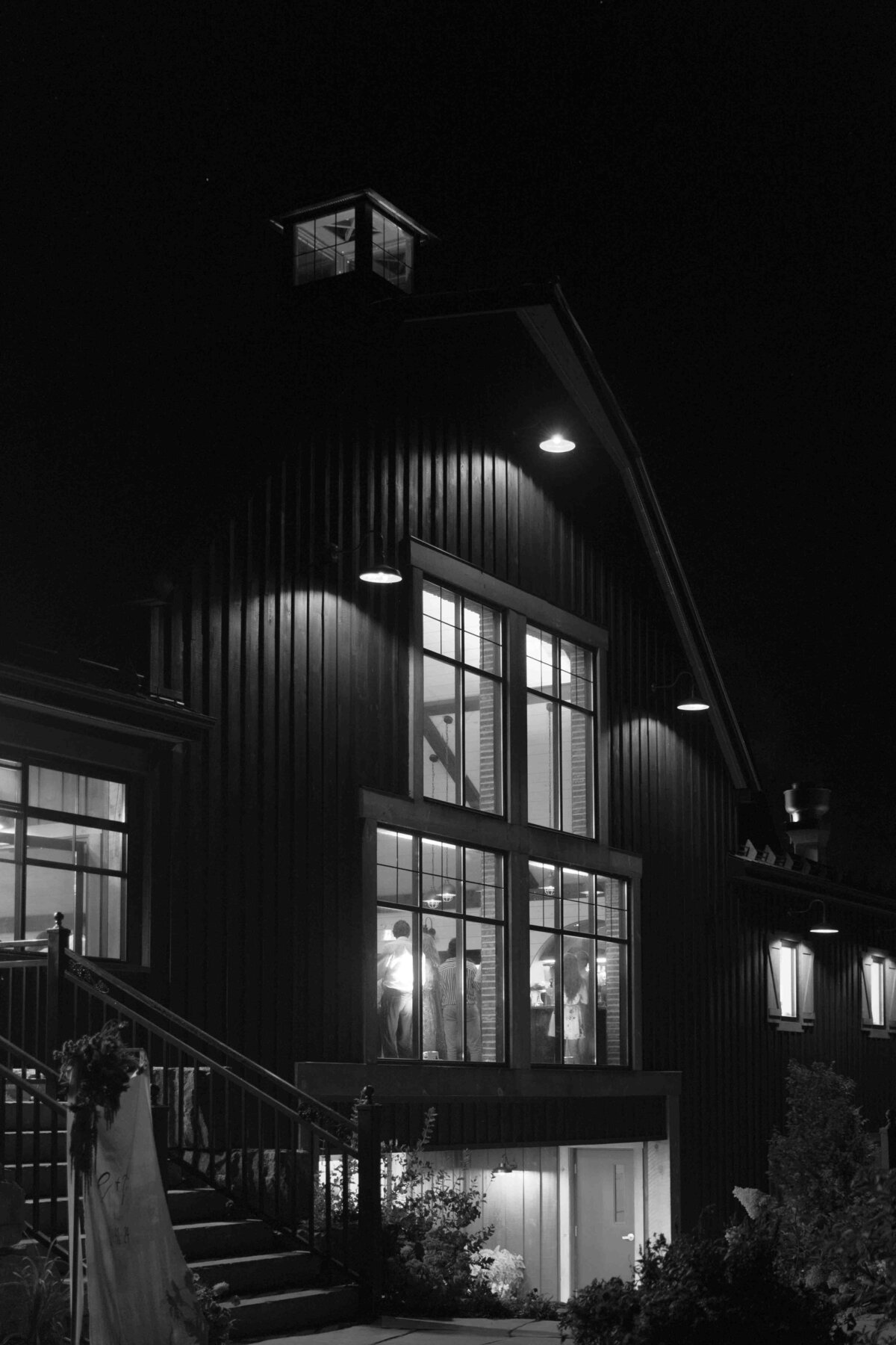 riverhouse winery wedding