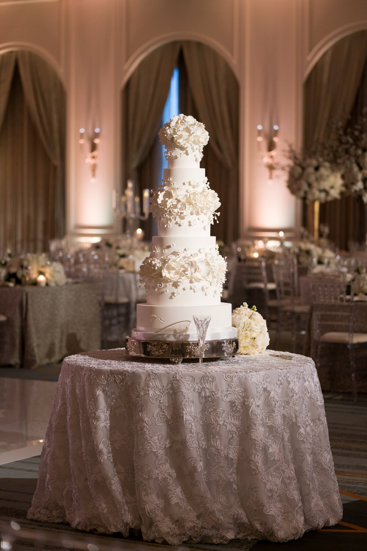 Four Seasons Dallas Wedding Pop Parties Texas Wedding Planner Tracy Autem Photography 5