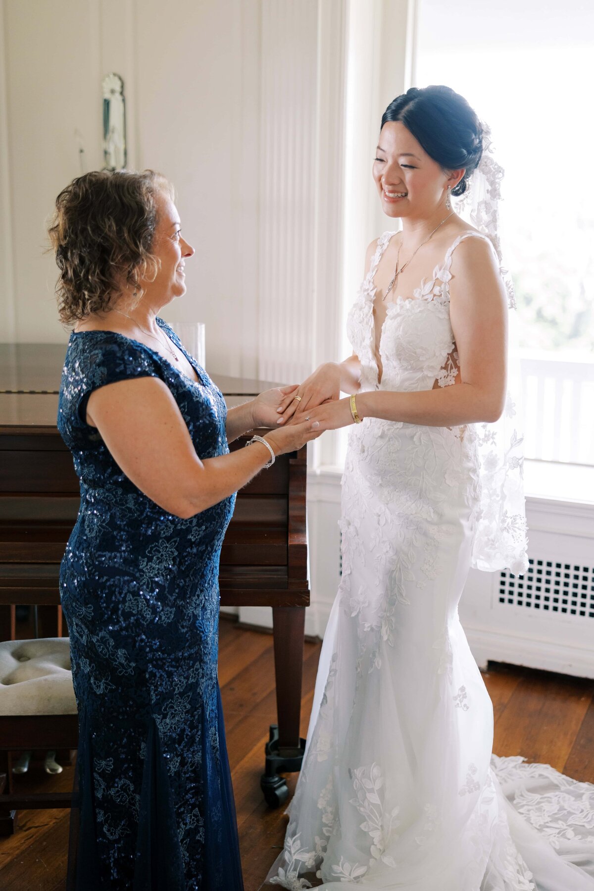Danielle-Defayette-Photography-River-Farm-Wedding-114