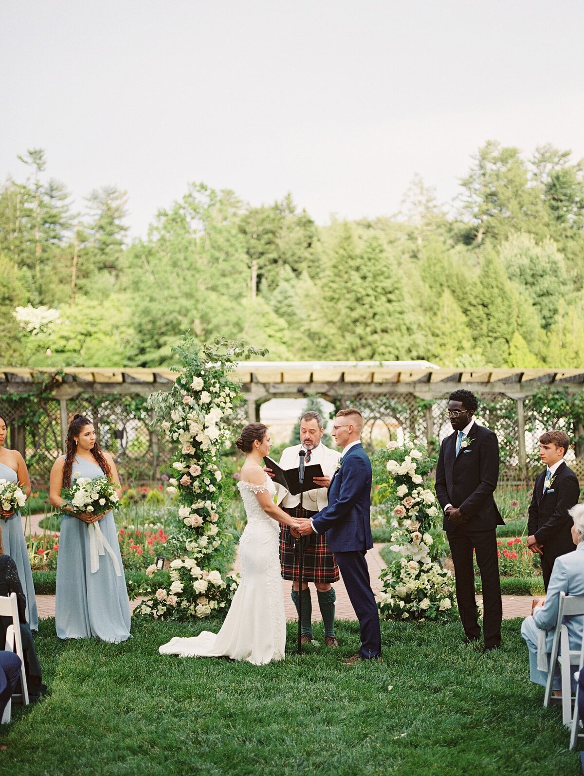 Casie-Marie-Photography-Biltmore-Asheville-NC-Hybrid-Wedding-Photographer-2023-34
