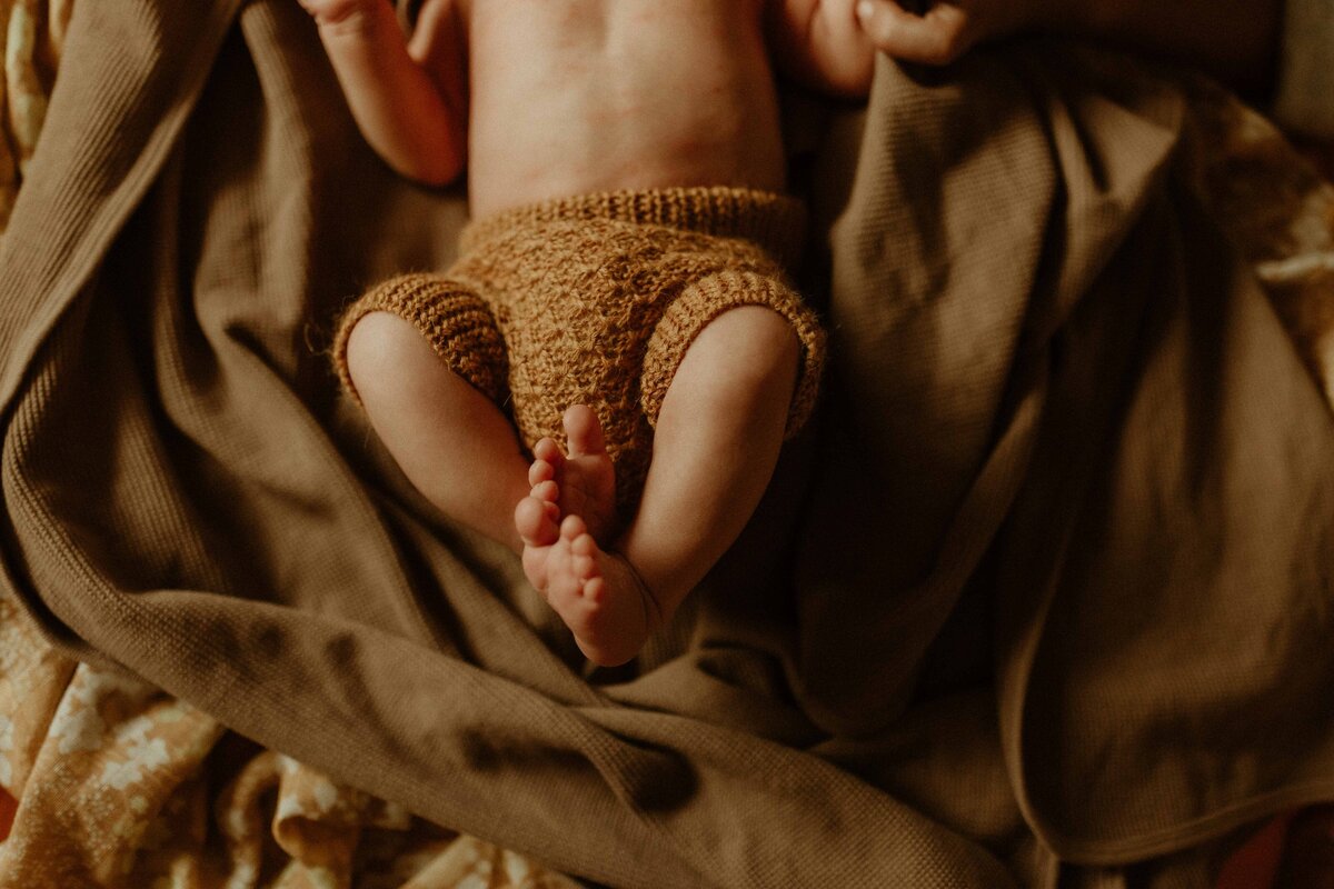 emmawandphotography_bundneena_kurnell_motherhood_sutherlandshirephotographer_cronullaphotographer_motherhood_sydneymotherhoodphotographer_newbornphotographer_familyphotographer_sutherlandshirefamilyphotographer_cronullafamilyphotographer_adventurouscouplesession_cronullanewbornphotographer_sydenycouplephotographer_mindfulphotography_maternityphotographer_cronullamaternityphotographer_sutherlandshirematernityphotographer_travellingphotographer_nambuccaheadsphotographer_manlyphotographer_manlynewbornphotographer_katesutherlandphotography