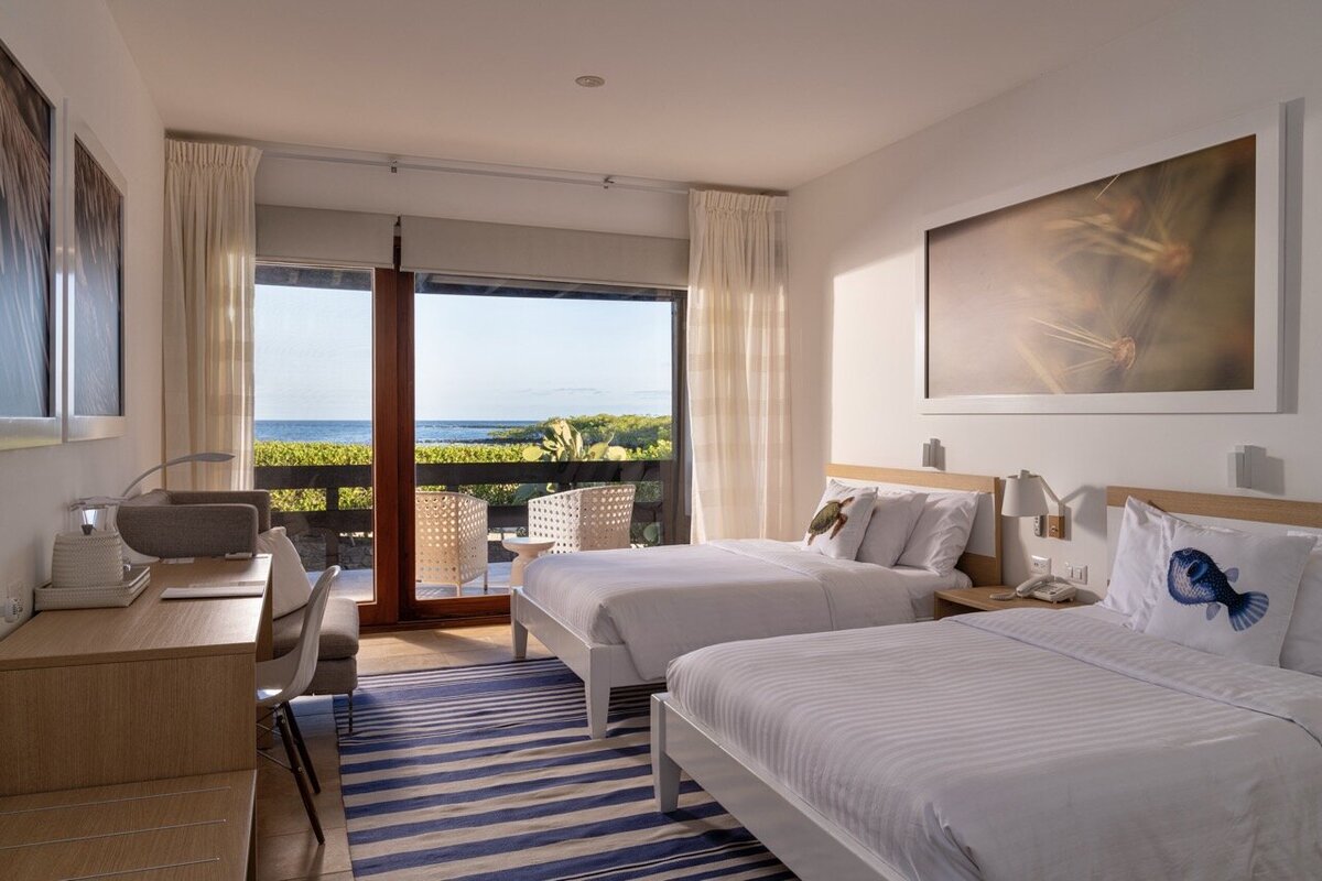 Waterstone - Finch Bay Galapagos Hotel - Santa Cruz Island - Galapagos - Ecuador - Luxury Boutique Hotel - FINCH BAY BAR PISCINA HABITACIONES 1748-2 Large