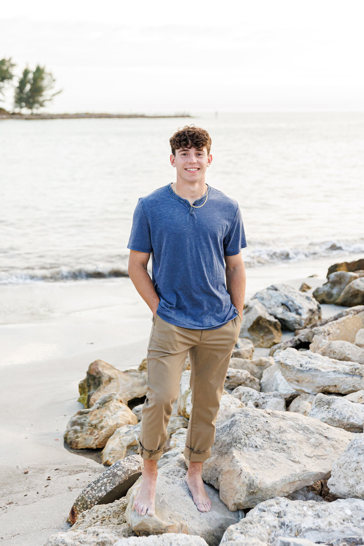 Sandi-michelle-photography-high-school-senior-photographer-senior-guys-photographer-beach-senior-session-florida-beaches-photo-shoot-st-pete-beach-clearwater-beach-tarpon-springs-senior-pictures-senior-photos7