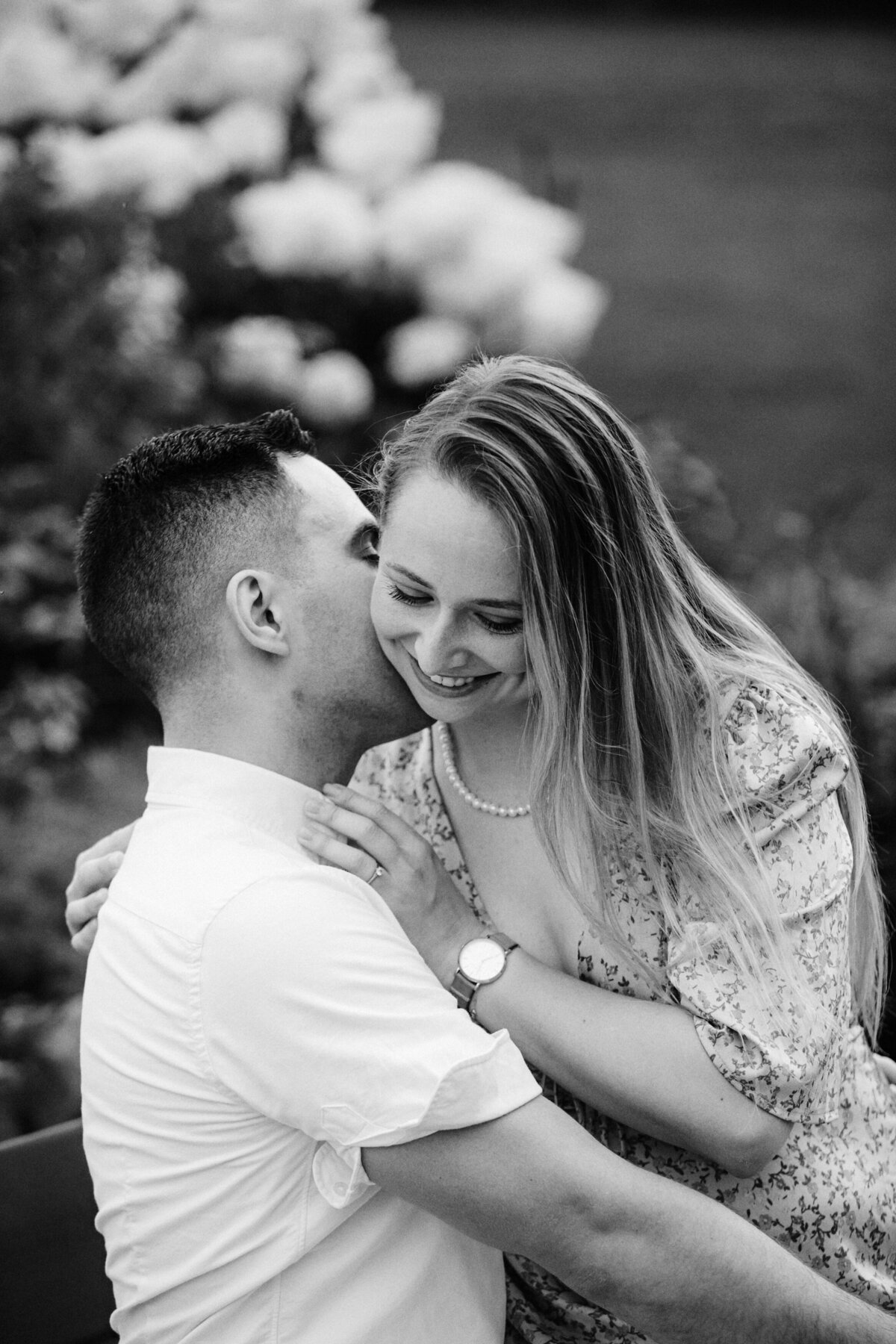 engagement session in old quebec city by dyad imagery