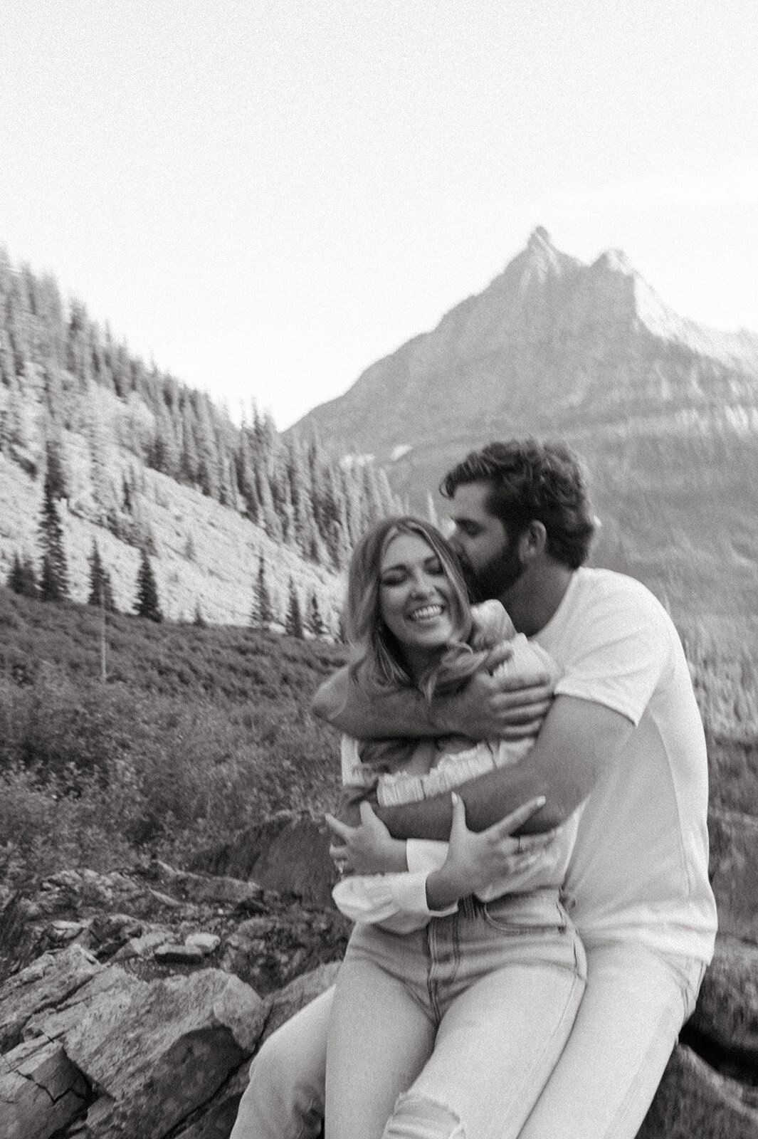 presley-gray-glacier-national-park-engagement-1018