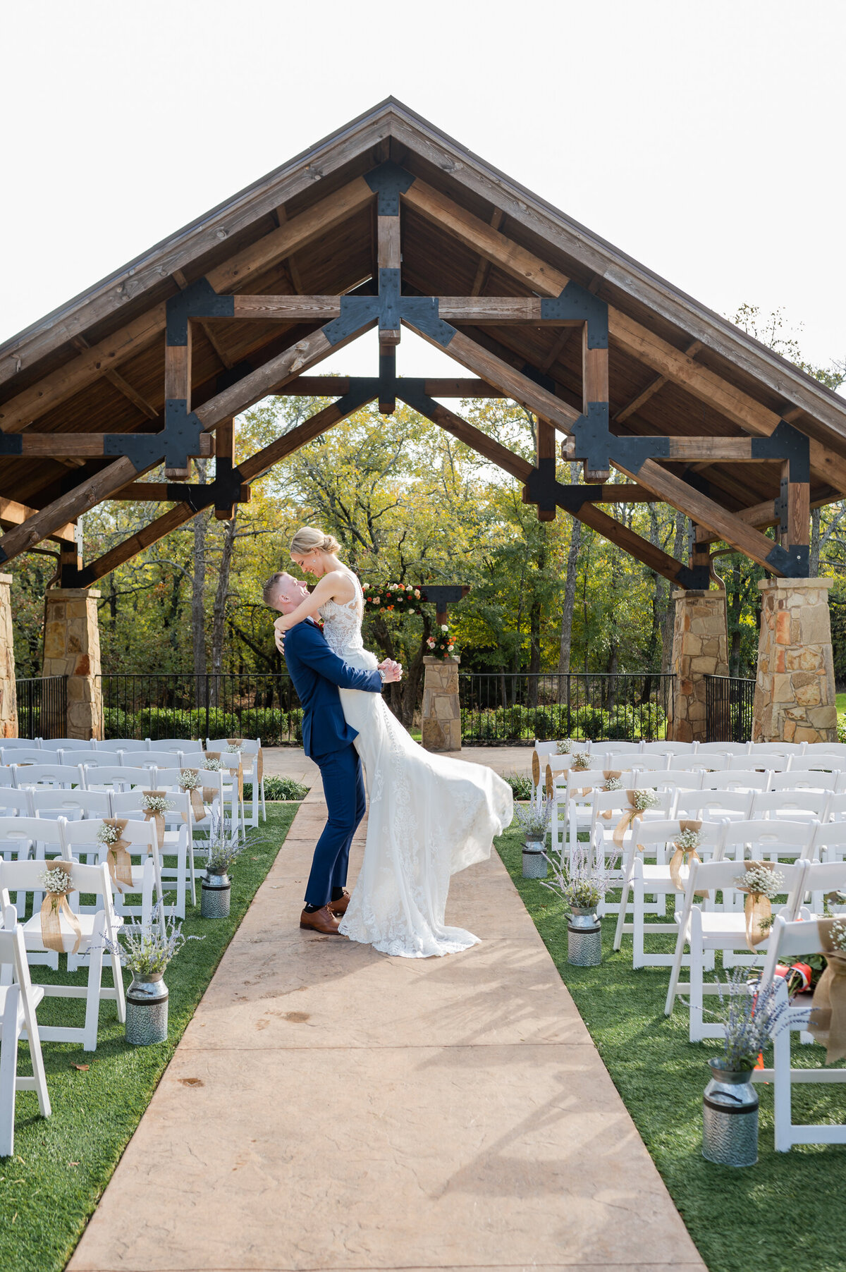 The Lodge Aubrey wedding photos