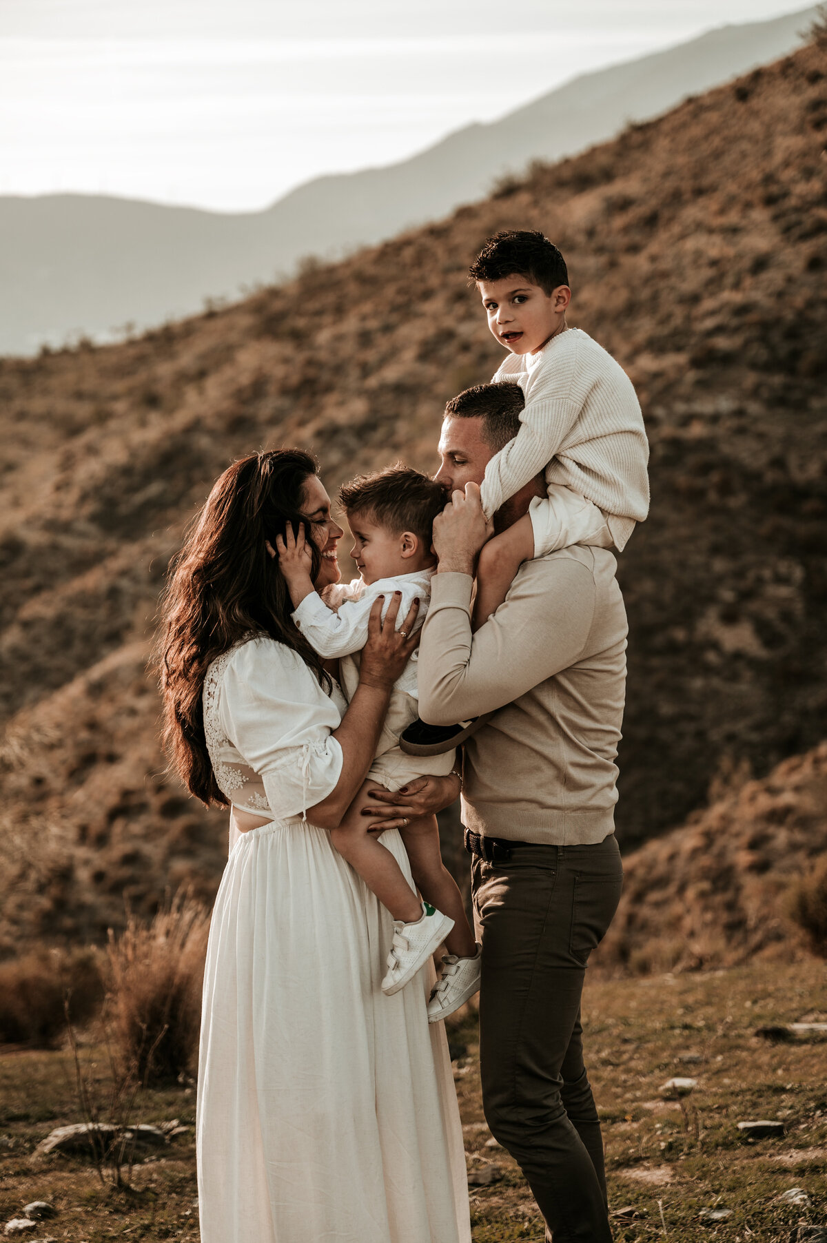 Jiscafotografie_gezinsshoot_gezinsfotografie_newbornshoot_newbornfotograaf_fotograafnijmegen_fotograaf-45