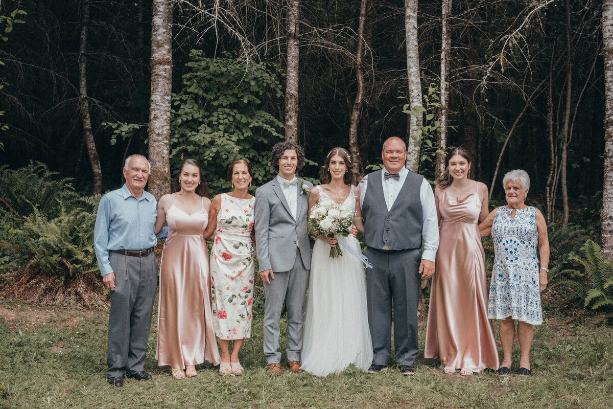 moments-and-mountains-photo-and-film-olympia-lacey-tacoma-wedding-tumwater-JI (481 of 142)