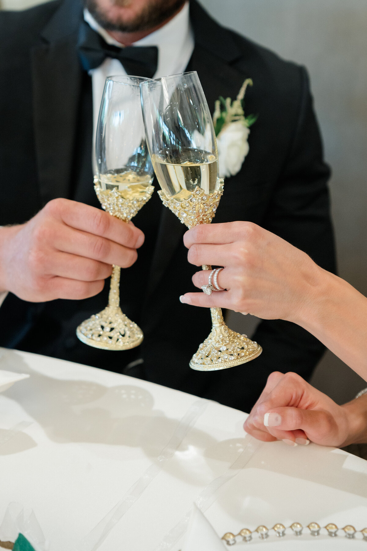 jessieadotoasts-839