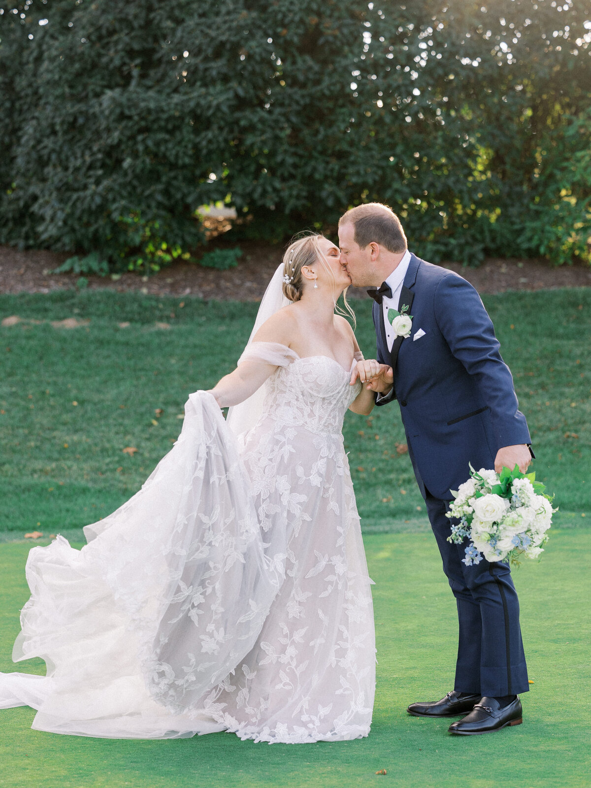 Anne-Troxel-Pittsburgh-Wedding-Photography-Pittsburgh-Field-Club-LGBTQ-Floral-timeless-photos-65