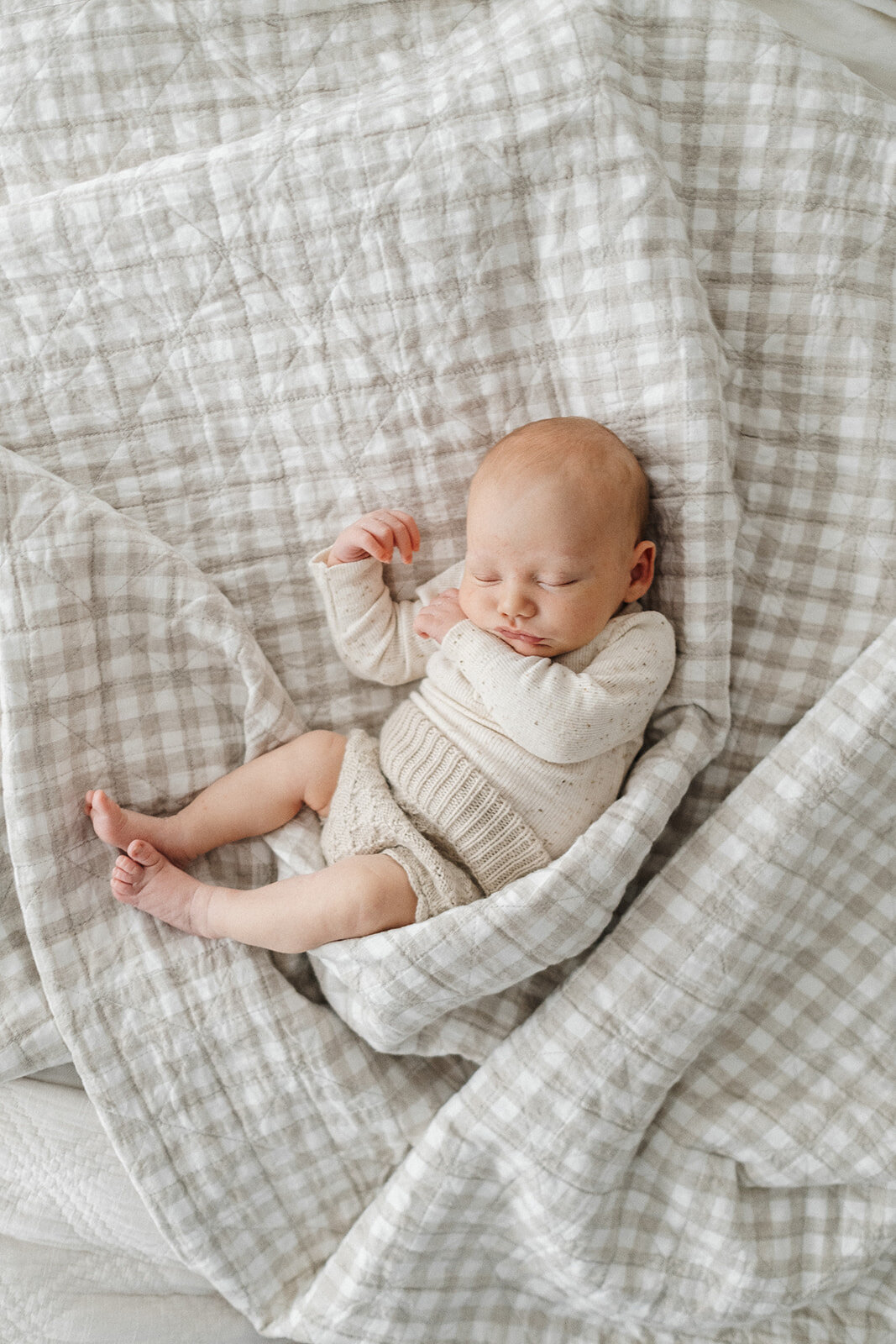 Sunnie newborn - White Salt Photography-91