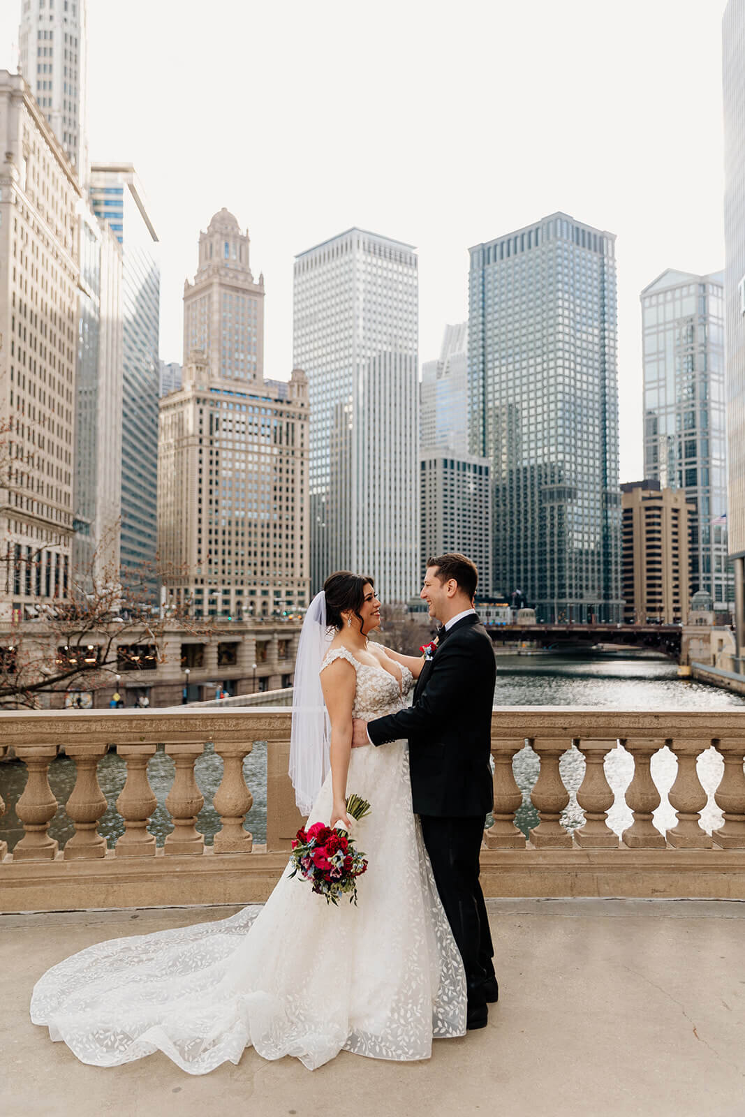 intercontinental-hotel-chicago-wedding-downtown-loft-023