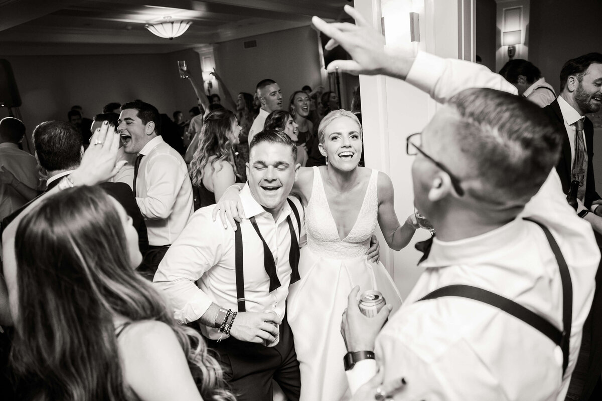 Peconic_Bay_Yacht_Club_Wedding_098