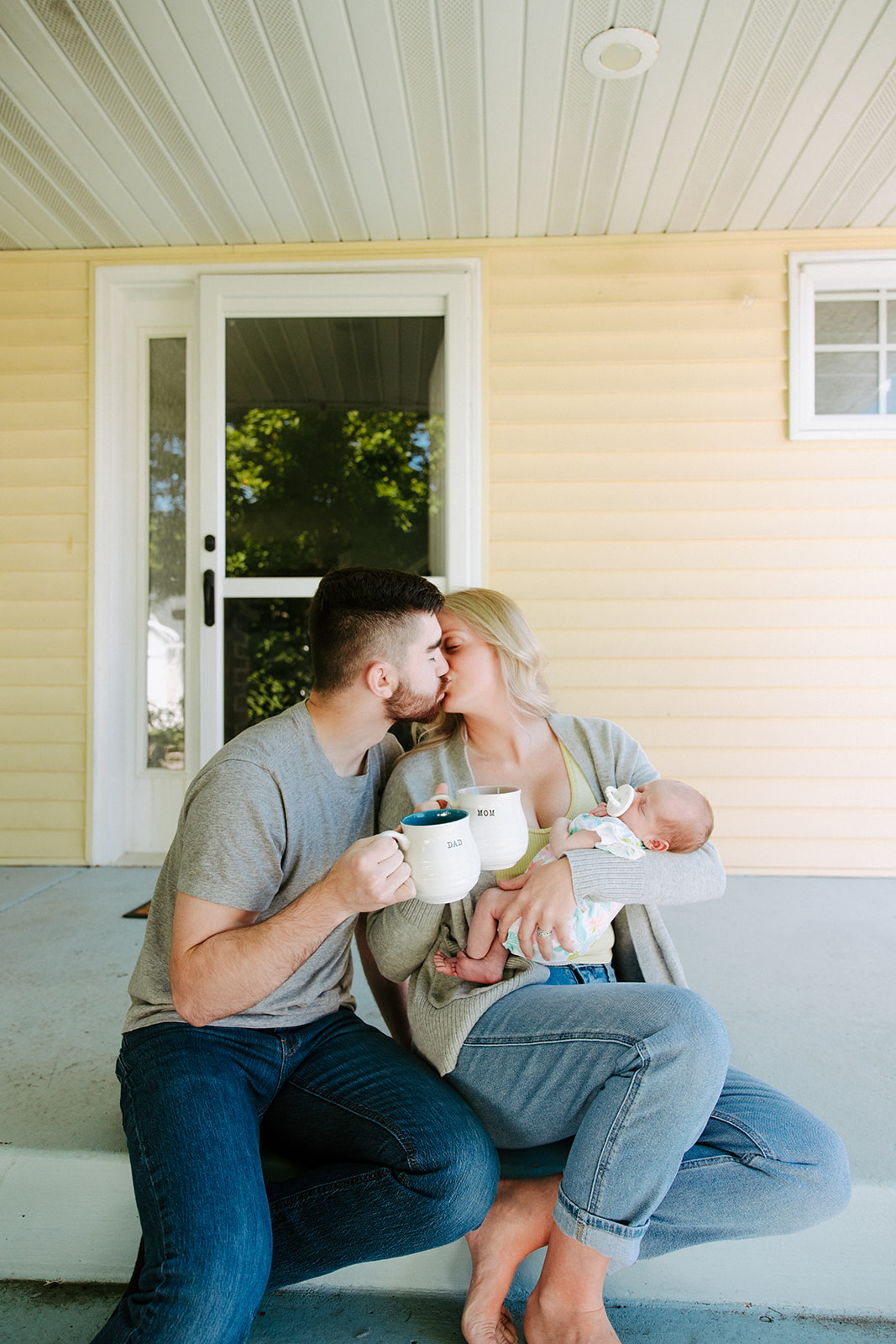 Family photos without the stress — just laughter, hugs, and real moments. Minnesota family photographer for playful, true-to-life memories.