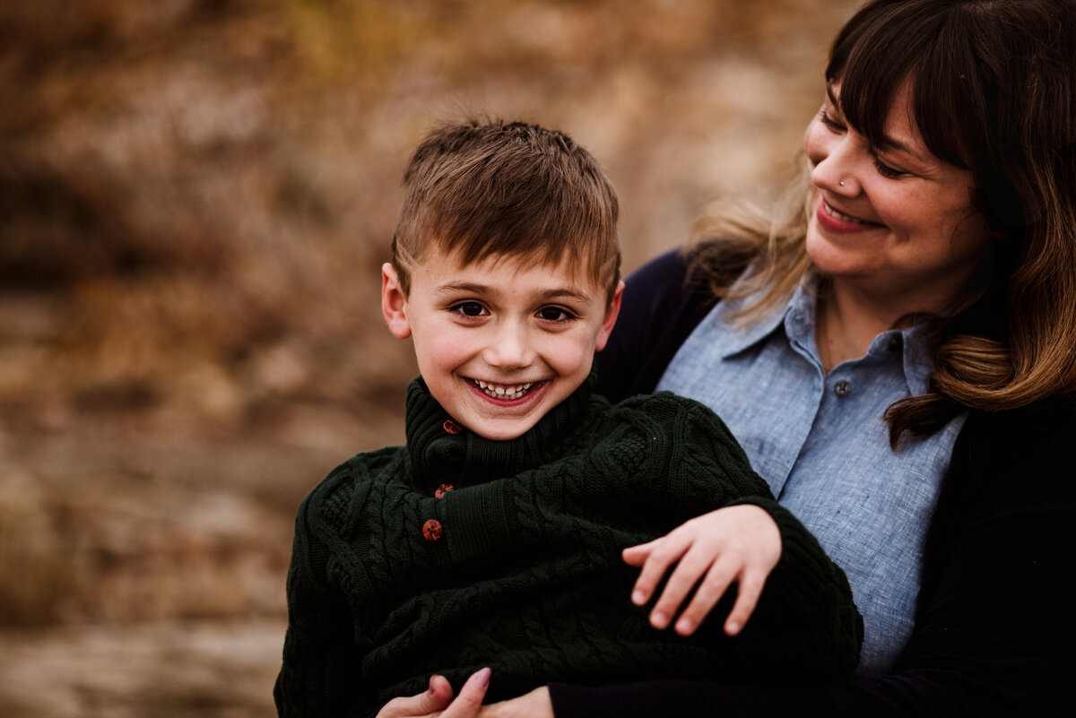 mother son photography