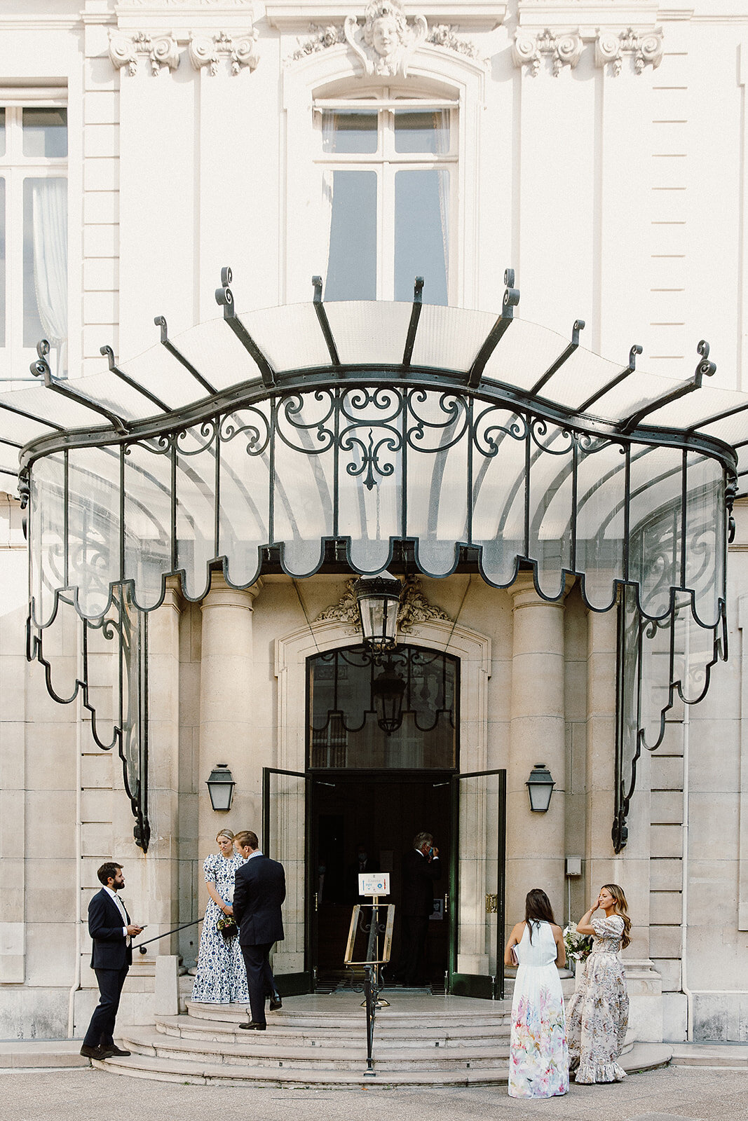 Lyndsey+Edouard-CercledeL_UnionInterallieeWedding-Paris-2021-MASHAIDA-3012