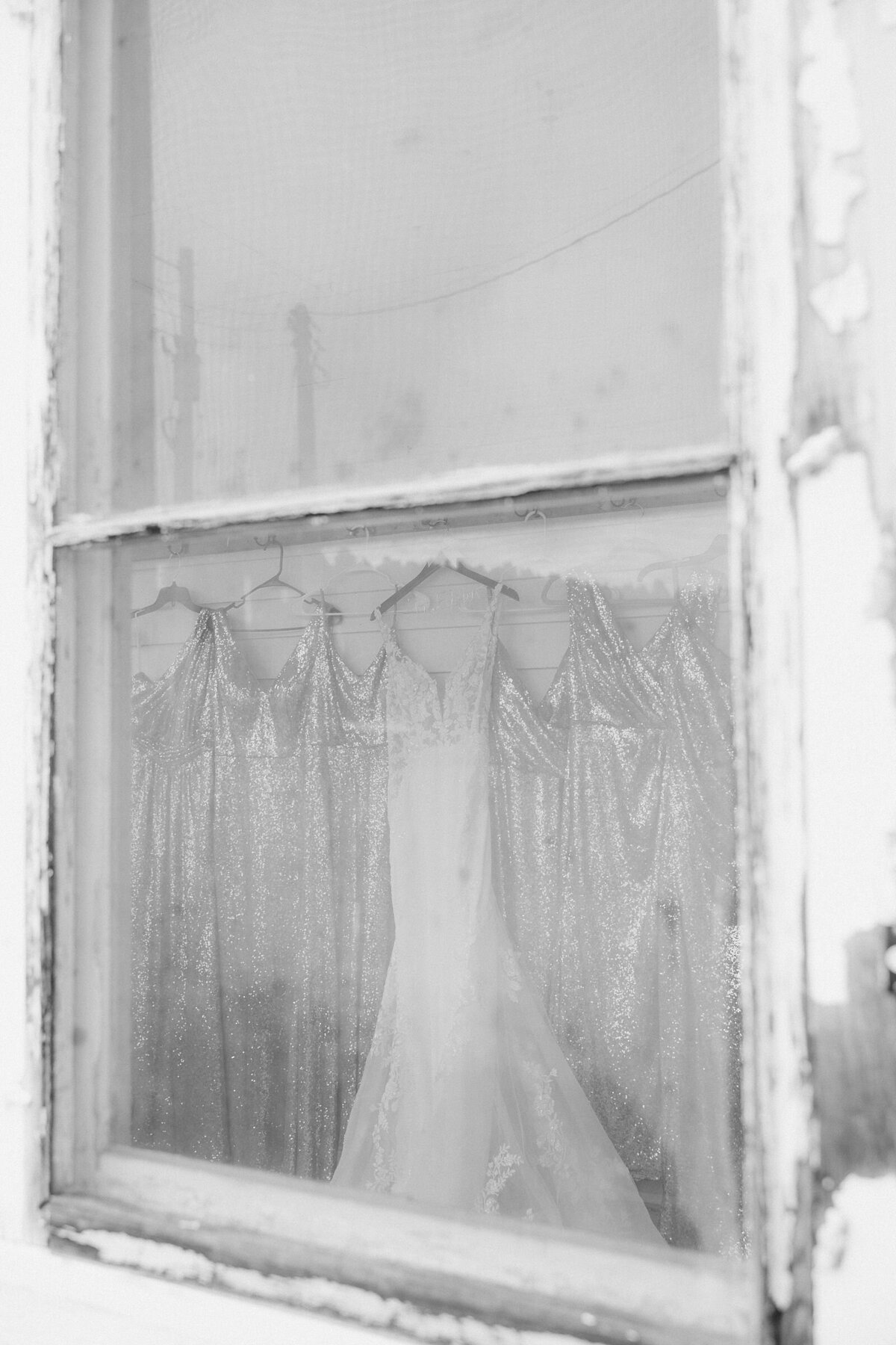 beslers-cadillac-ranch-wedding-st-ogna-south-dakota-beneath-the-spruce_0035