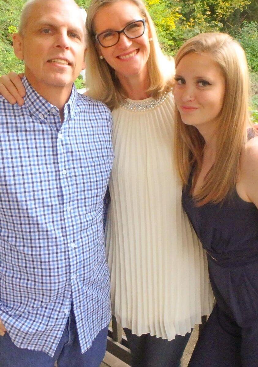 Part 2 - Eric, Bella and Phillipa at our Holmes Point Home 2016