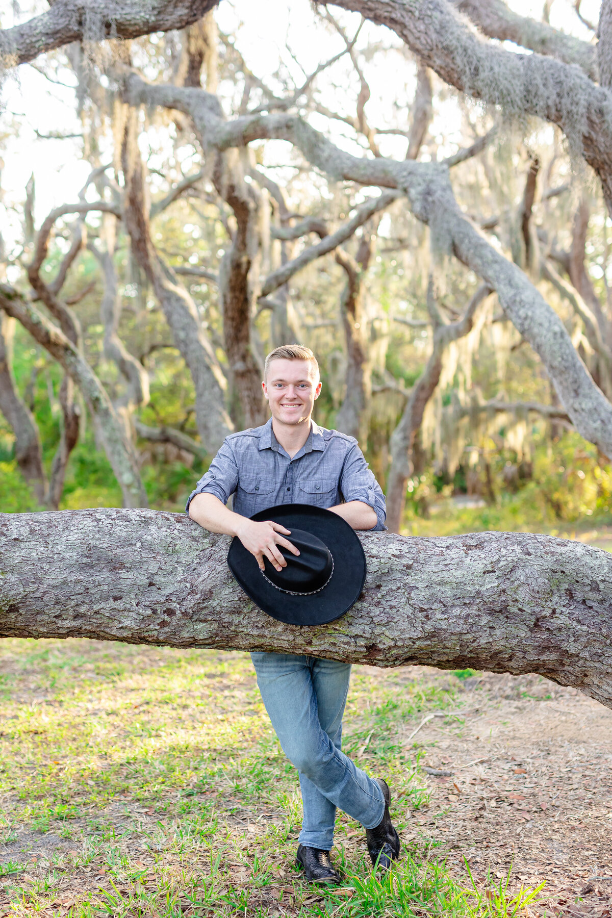 Florida-Senior-Photographer-senior-portraits-Tampa-senior-photographer-florida-Sandi-michelle-photography-senior-guy-home-school--senior1940