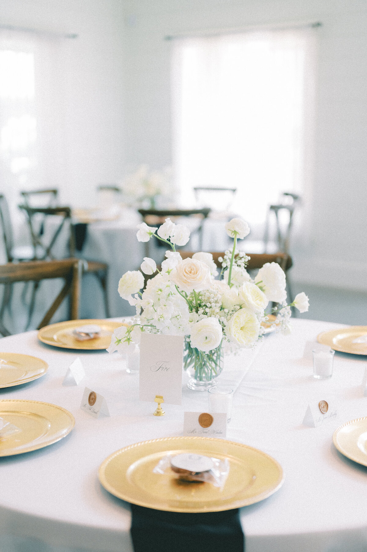 crimson-lane-3_Frances_Floral_Design_Wedding_Flowers_Ohio