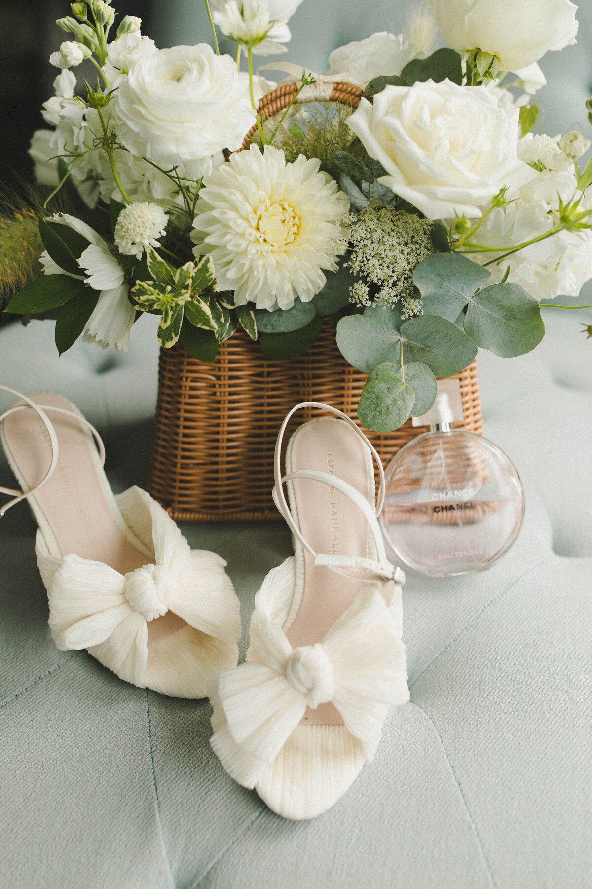 evergreen_weddings_co_canada_wedding_planner_designer_ottawa_winnipeg_toronto_full_service_wedding_planning_management_coordination_coordinating_design_services_designer_luxury_high_end_38