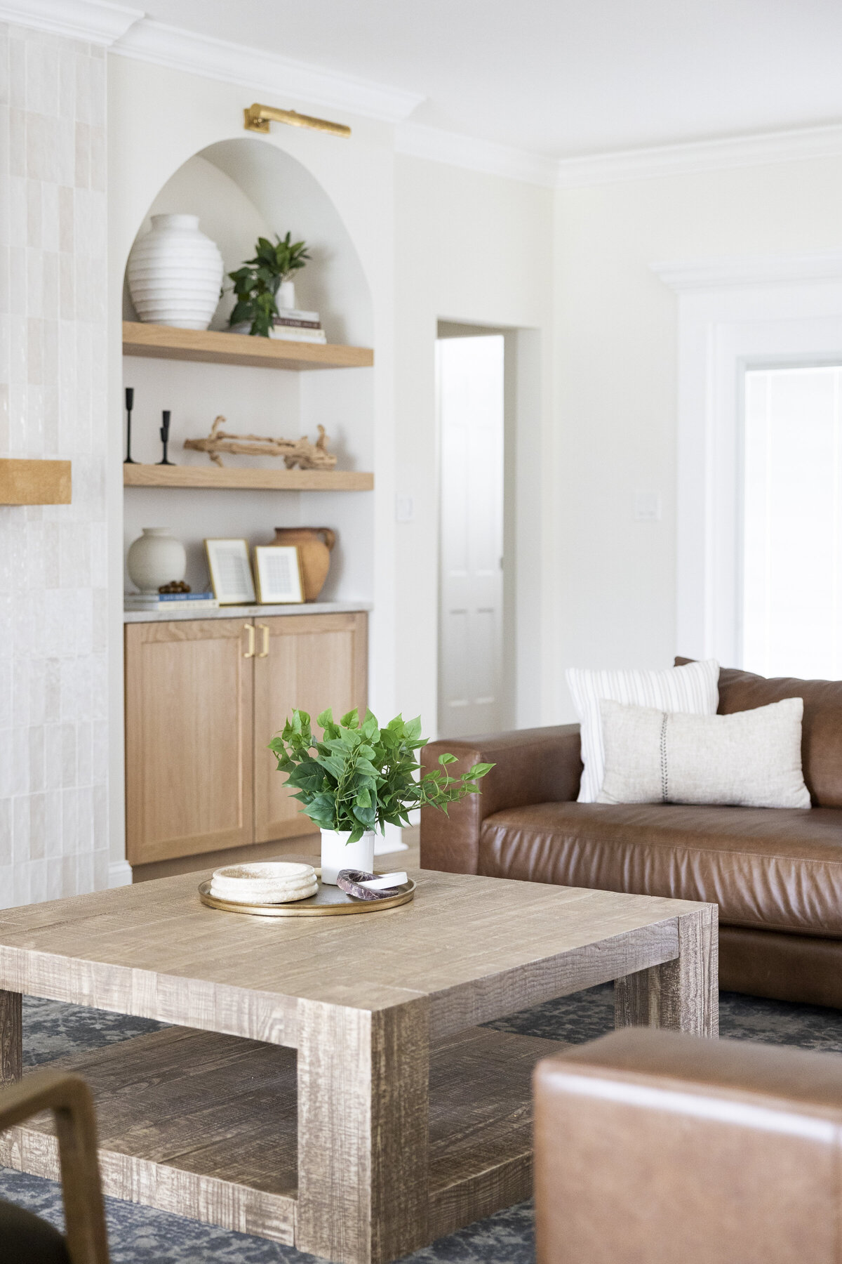 Valencia Residence Collins & Co. Brand  | Image by The Branded Boss Lady © 123