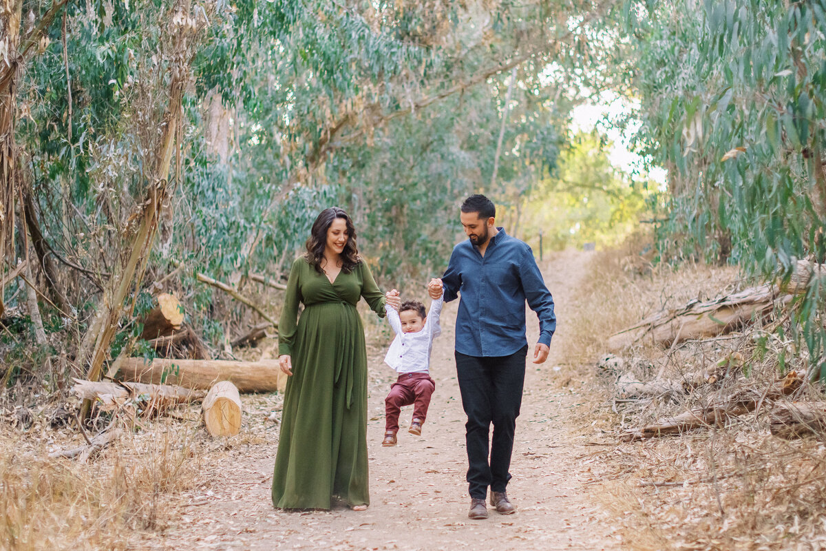 Family Portraits at the Monarch Butterfly Preserve 02