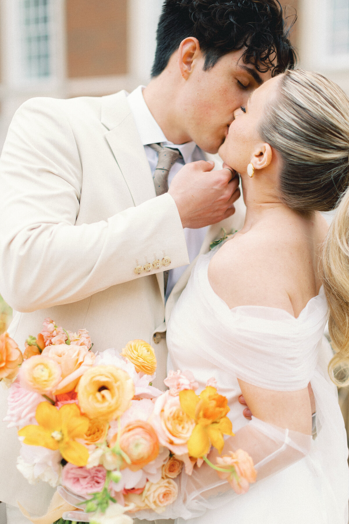 lake-como-inspired-chicago-history-museum-wedding-editorial-editorial-wedding-photography-44