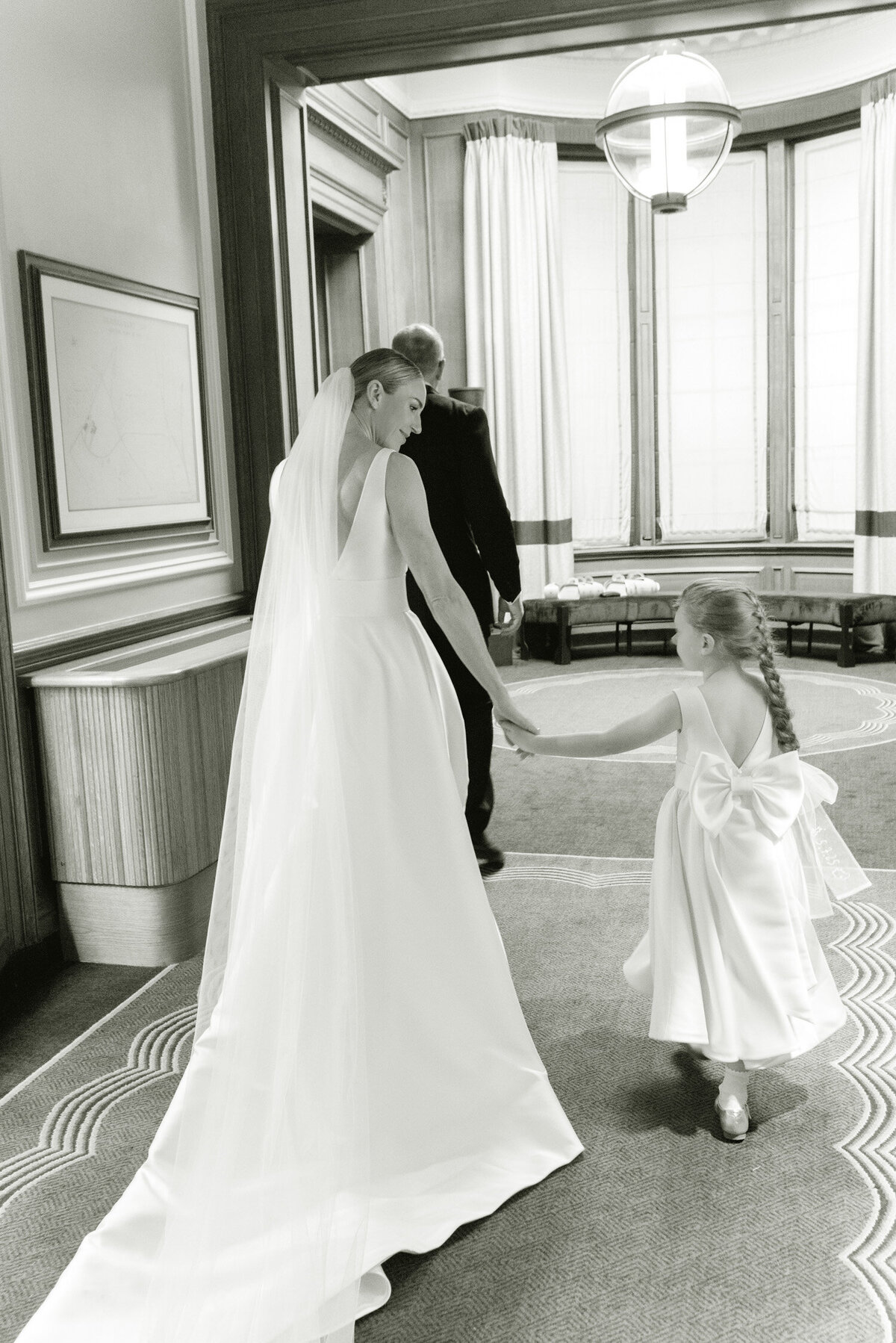 Black and white editorial wedding photography in Gleneagles Hotel. Image by luxury wedding photographer, Jill Cherry Porter.