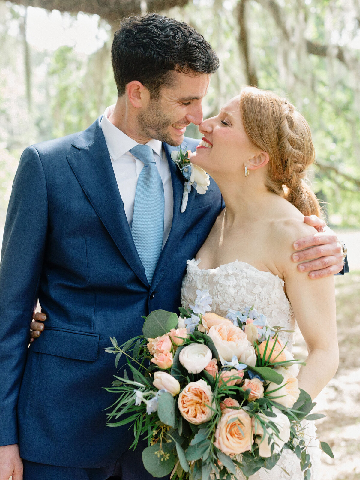 Coastal Blue & White Wedding Flowers at The Coastal Discovery Museum Hilton Head Island, Hilton Head Island, SC | Wedding and Event Florist | Amy Arrington Photography | Coastal Floral & Events