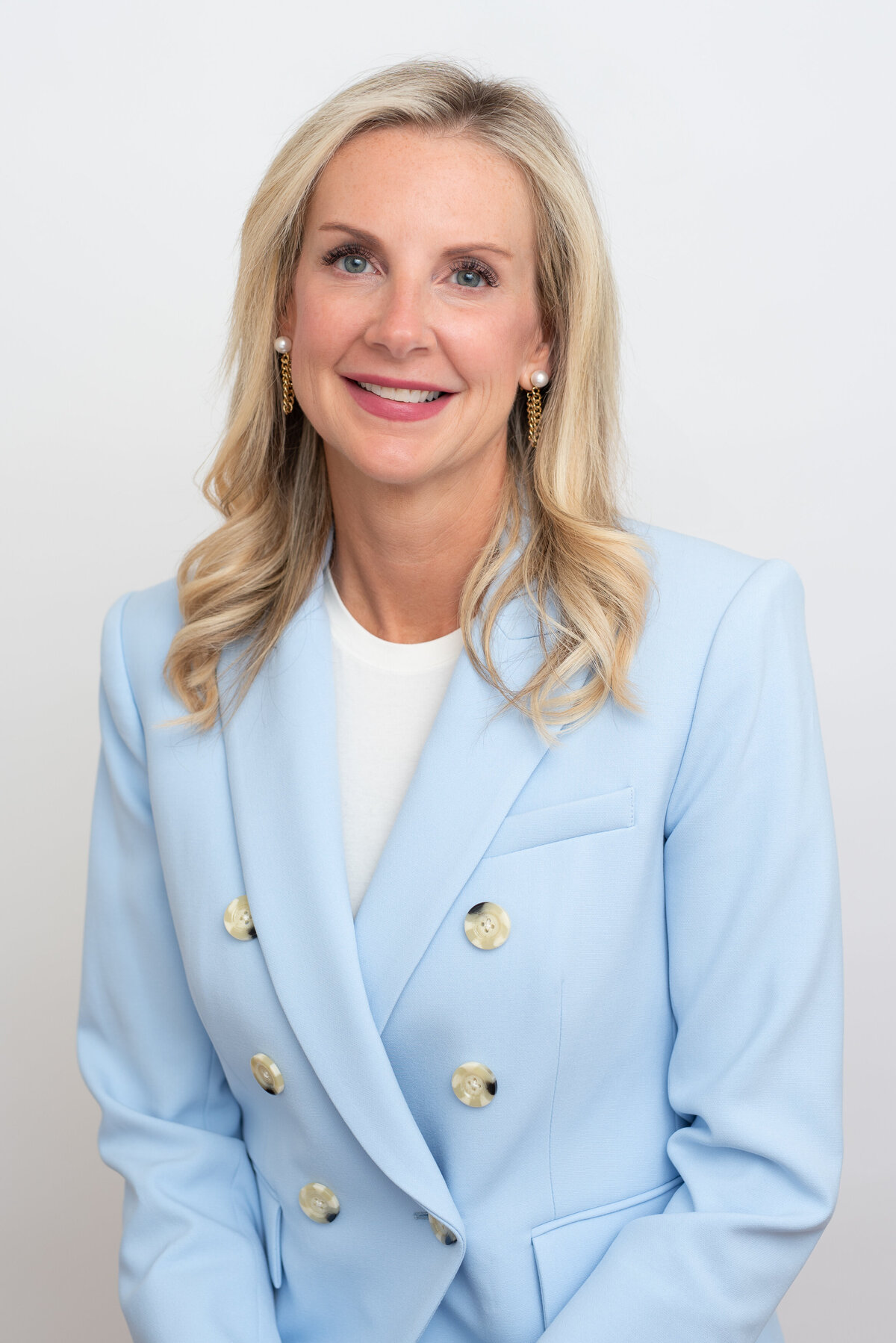 jo-bryan-photography-headshot-woman-photoshoot-rye-westchester-studio-connecticut-finance-photograher_2