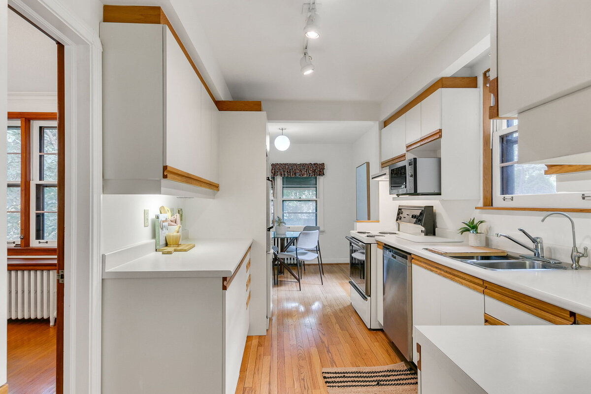 26-web-or-mls-15_007_Kitchen