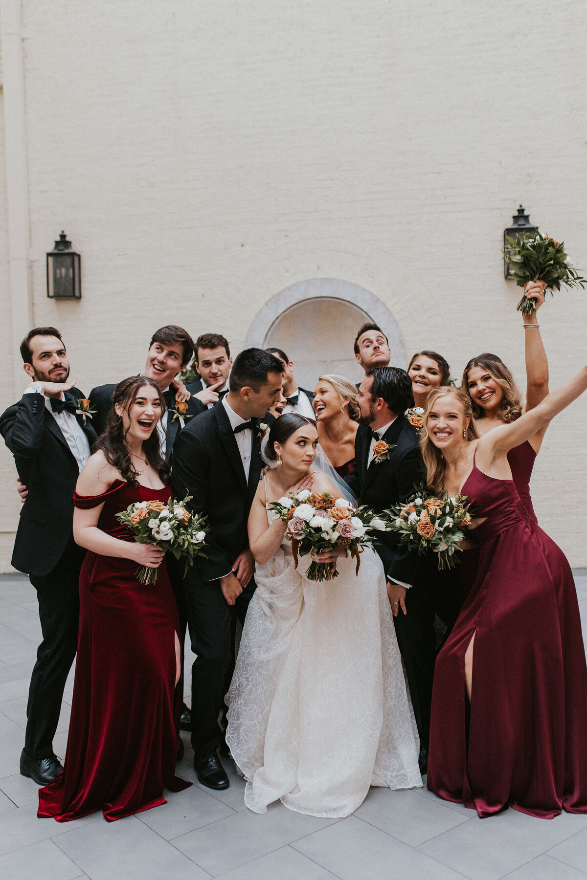 WELLING-FLORES.Wedding.EngineersClub-brdlprty-42